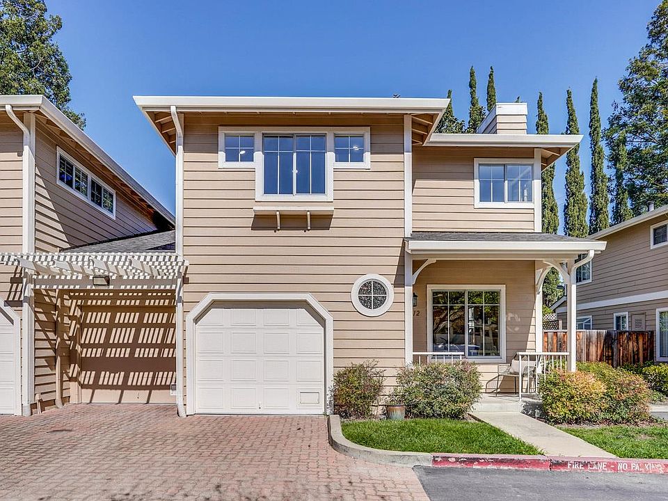 2112 Windrose Pl