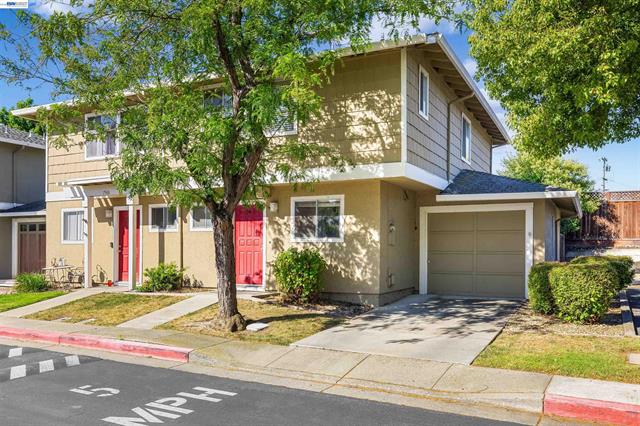 7552 Silvertree Lane #25